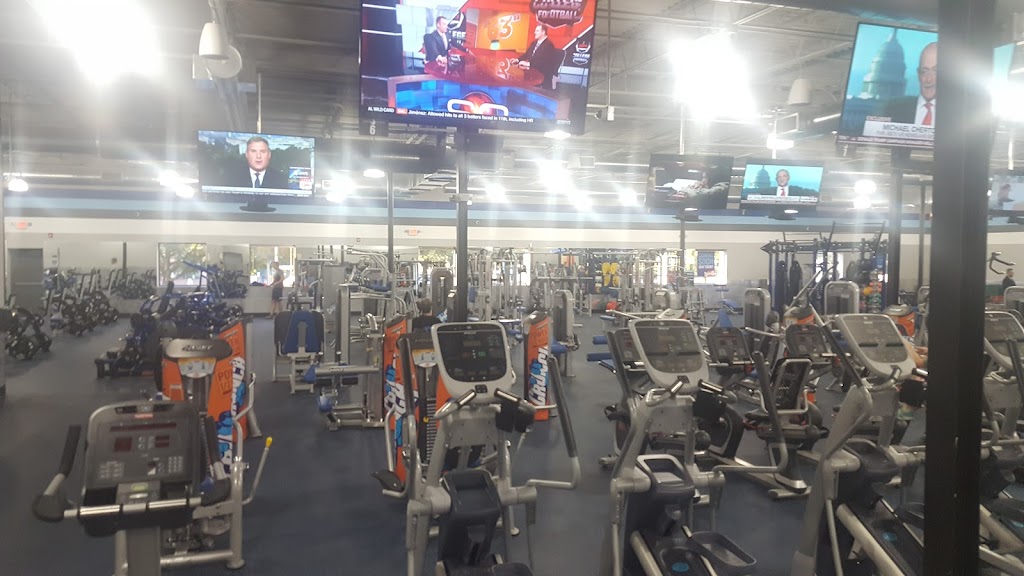  Crunch Fitness - Huntingdon Valley