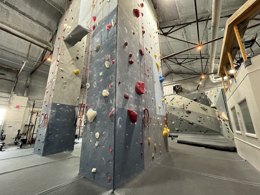  The Knot - Climbing Gym