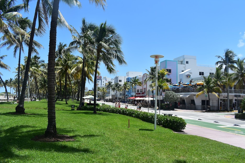  StreetBarbell Beach Gym South Beach