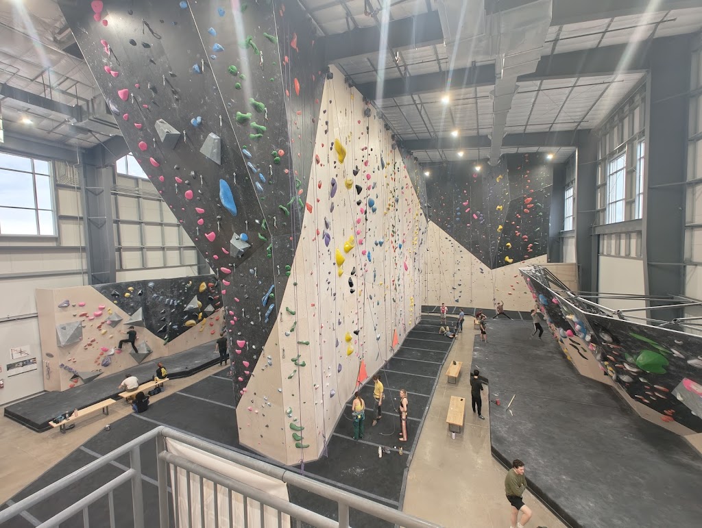  Latitude Climbing and Fitness