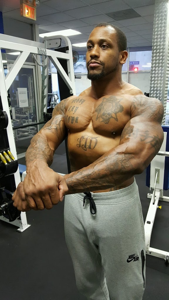  Mike's Body Sculpting