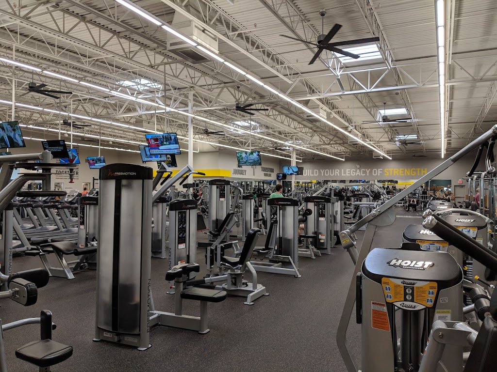  Gold's Gym Tower Point