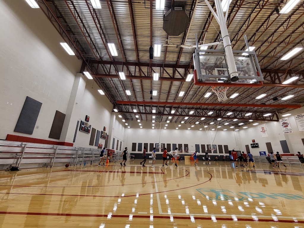  DHR Health Sports & Wellness Center