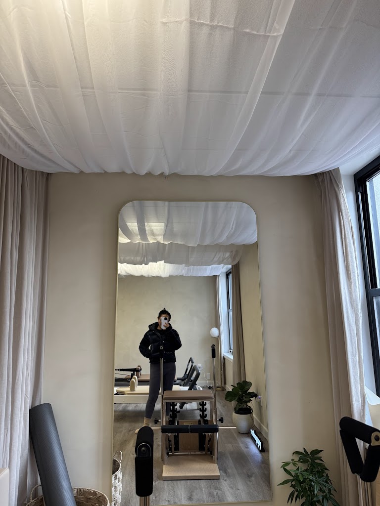  Yoga Pavilion with Pilates | 瑜伽亭