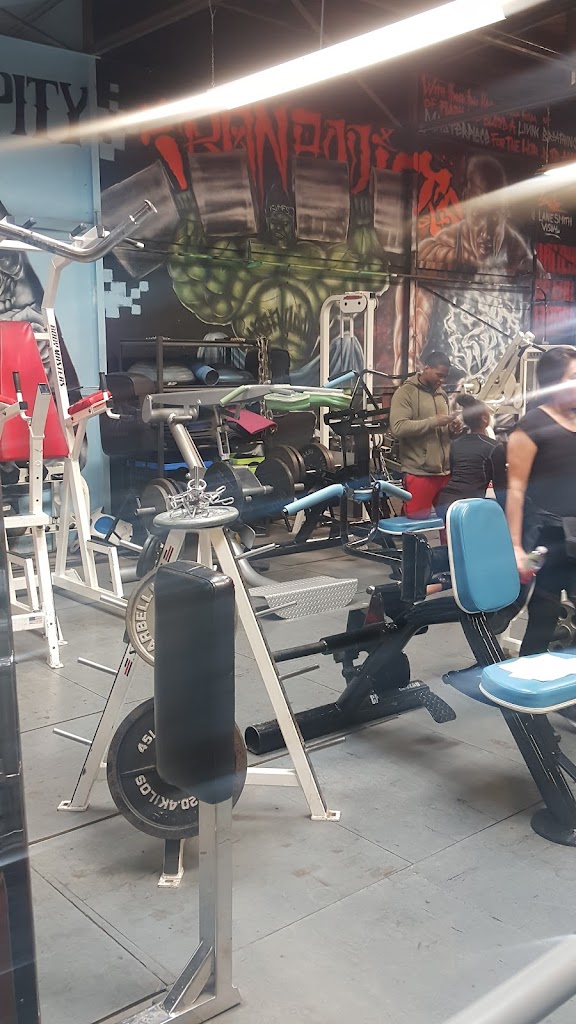  Iron Addicts Gym