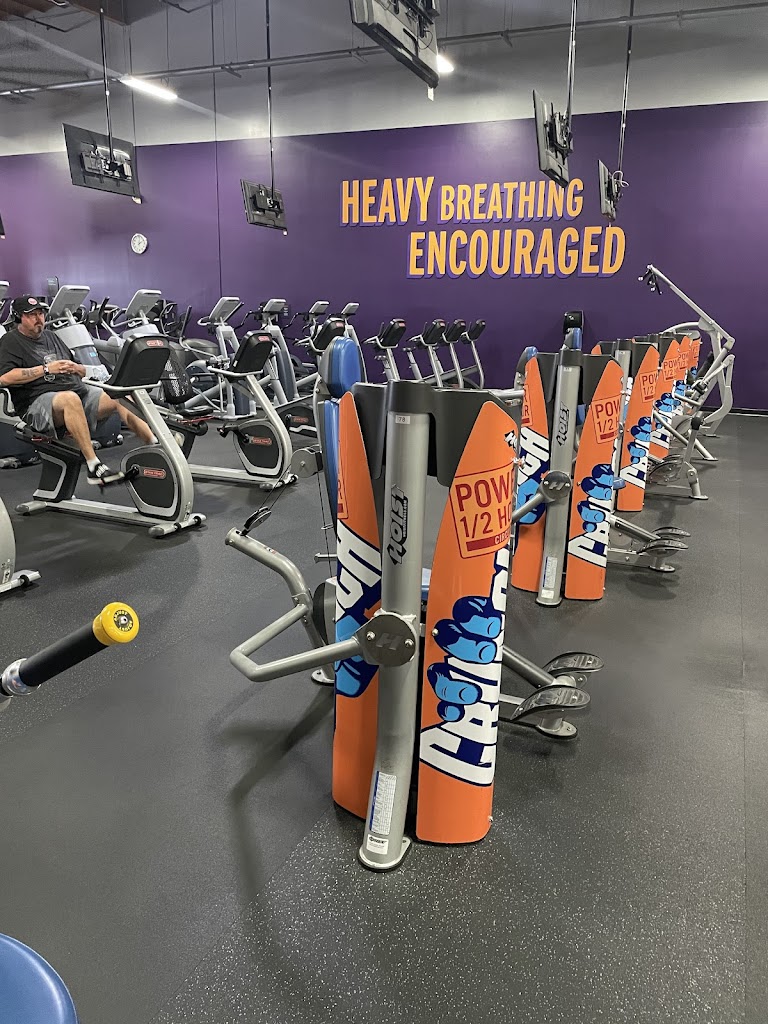  Crunch Fitness - Citrus Heights