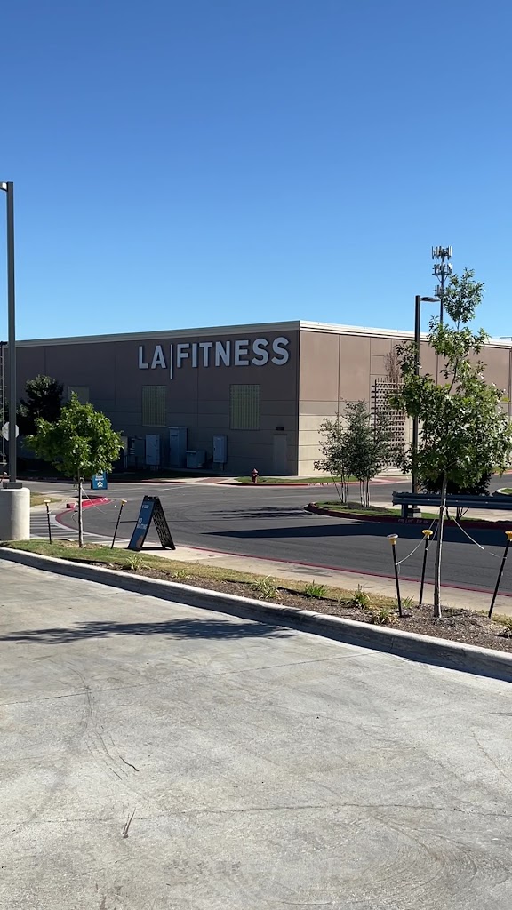  LA Fitness