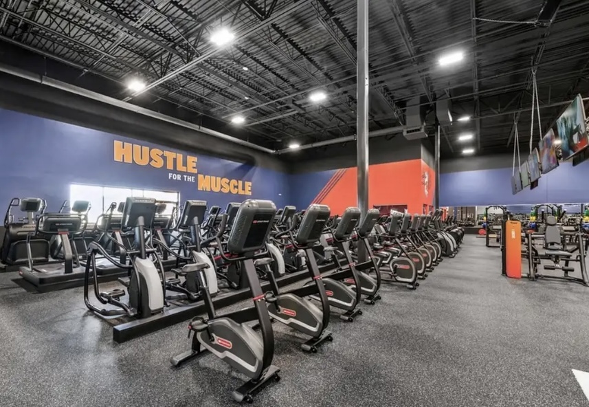  Crunch Fitness - Tulsa Midtown