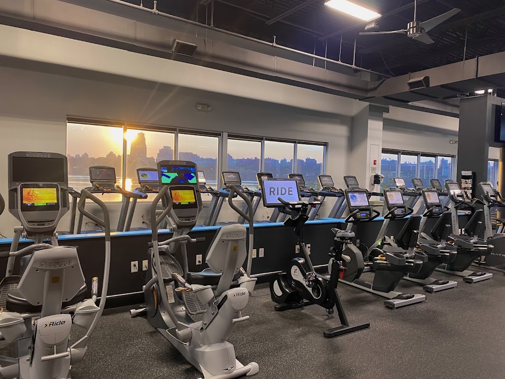  Fitness Factory Health Club