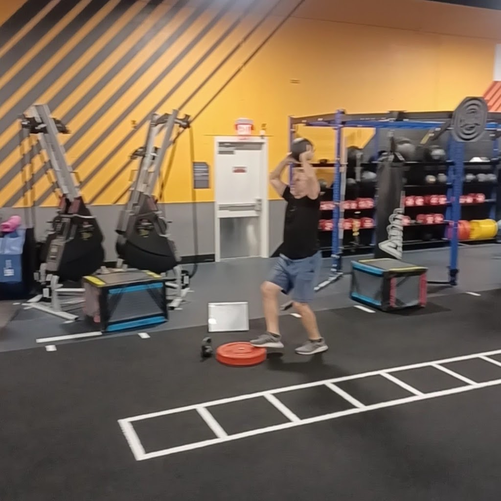  Crunch Fitness - Folsom