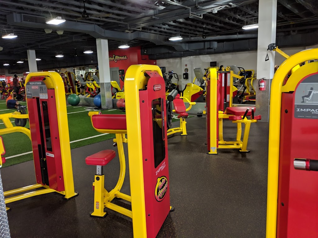  Retro Fitness