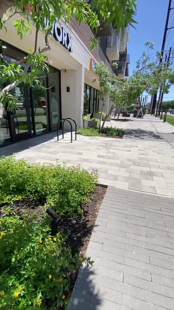  HOTWORX Austin N. Lamar