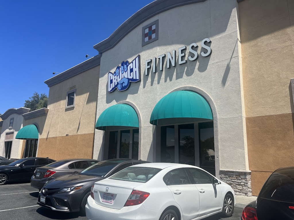  Crunch Fitness - Santa Clarita