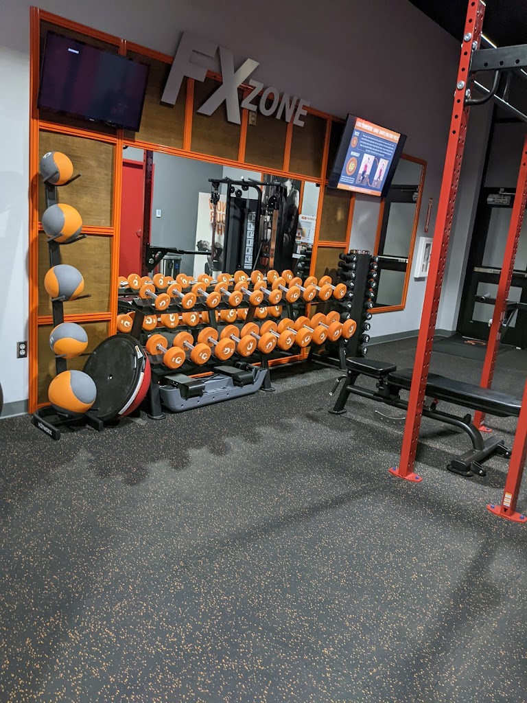  HOTWORX - Lincoln, NE - Fallbrook