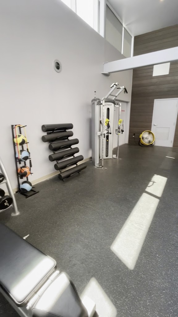  Bay Club Broadway Tennis and Pickleball