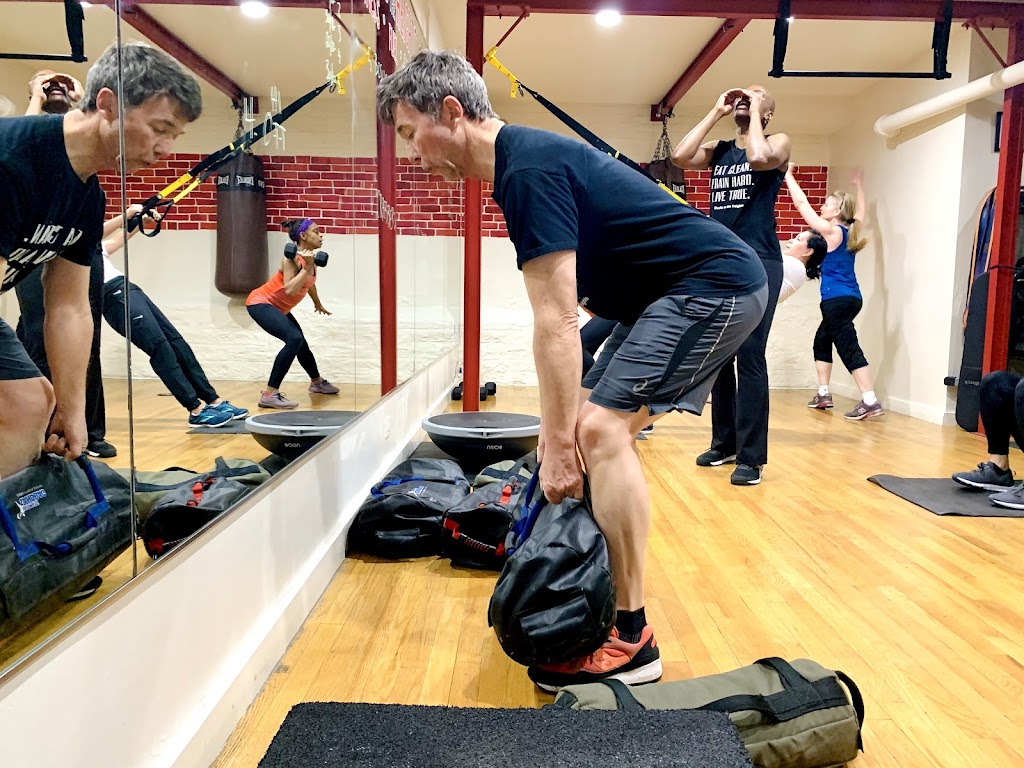  Studio in the Heights