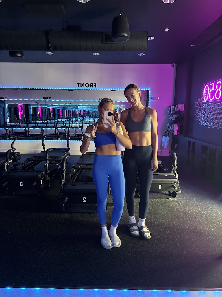  FIT 850 College Town