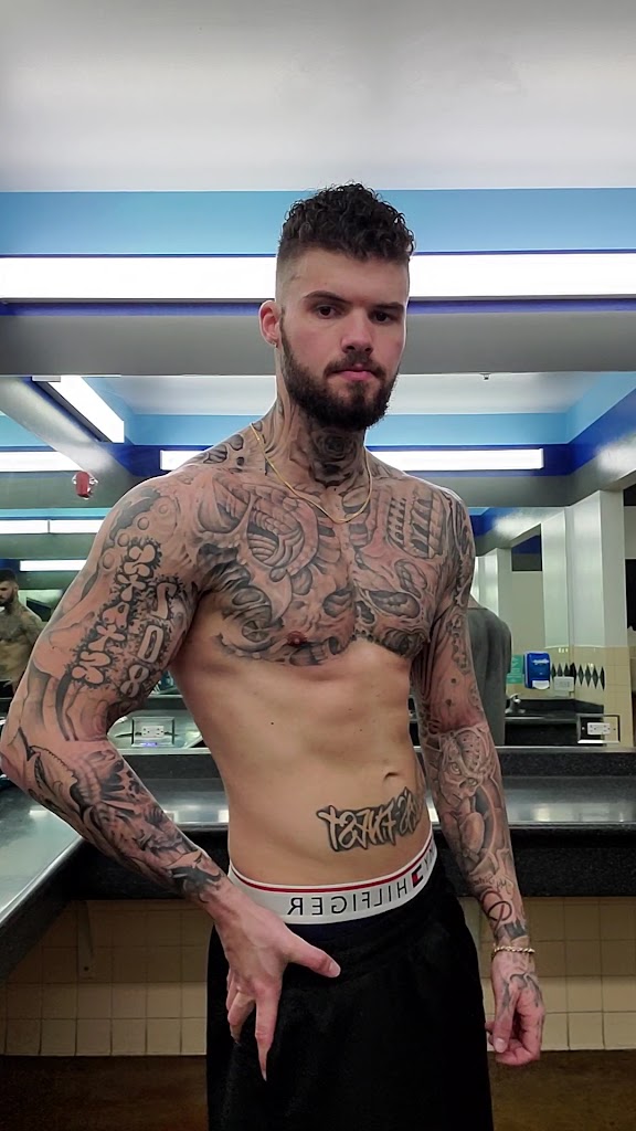  Crunch Fitness - Boise Black Eagle