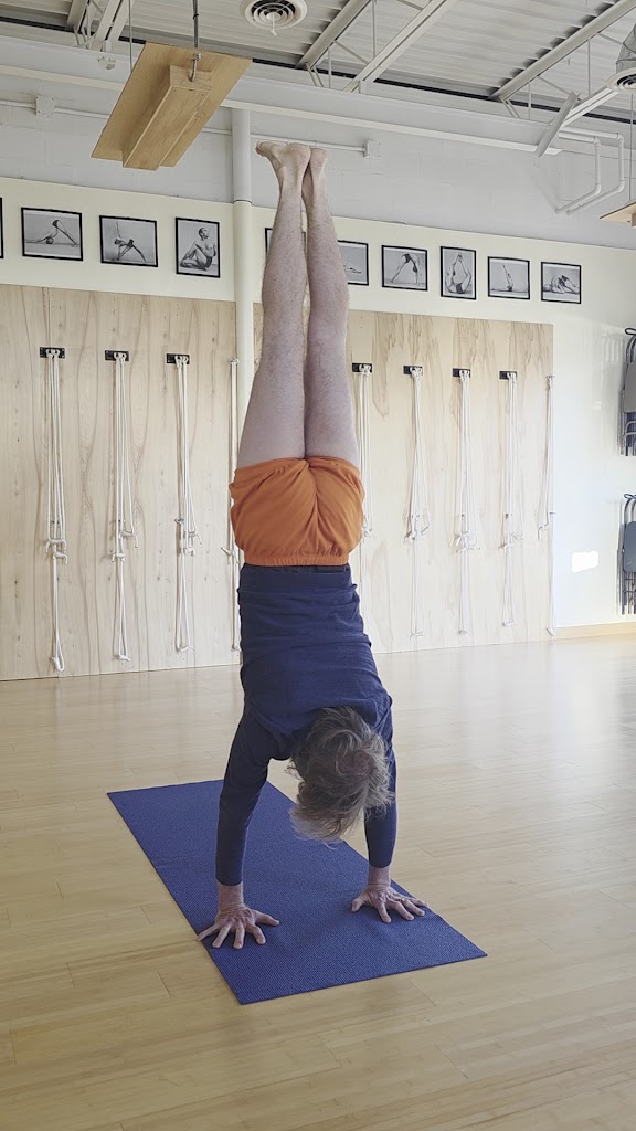  Center For Iyengar Yoga