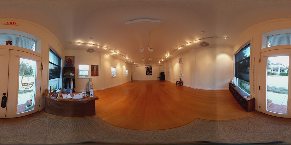  One Yoga Planet Vero