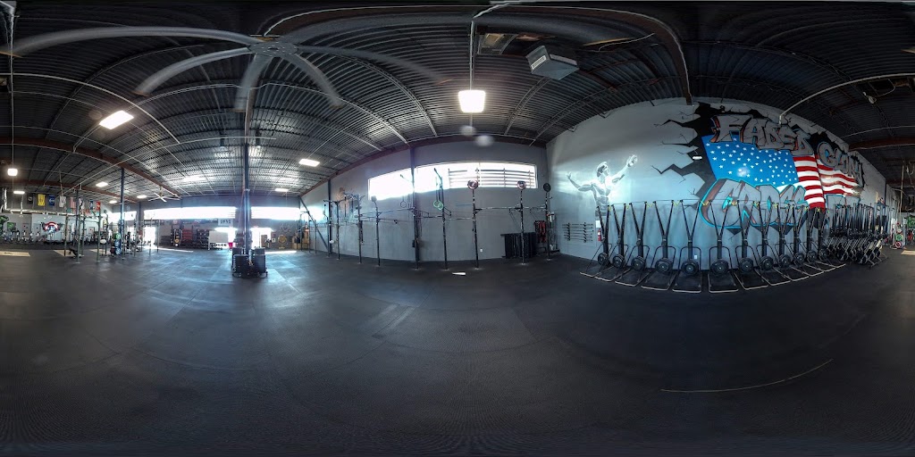  CrossFit Faded Glory