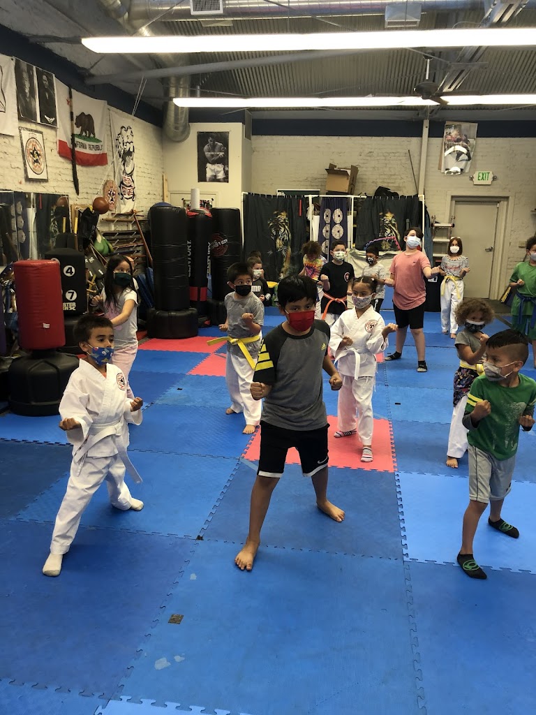  Day's Karate School