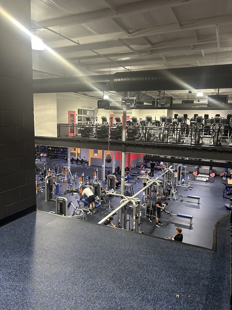  Crunch Fitness - Roanoke