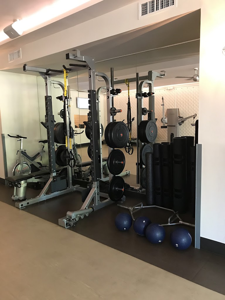  Avenu Fitness & Lifestyle | West U