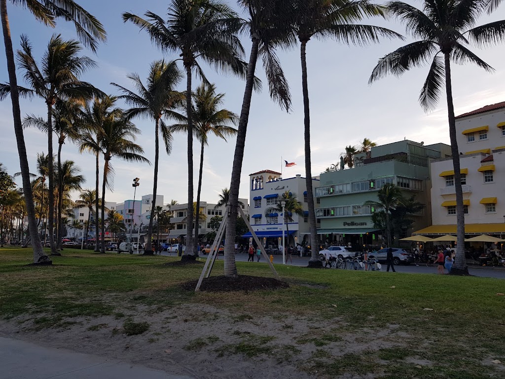  Calisthenic Park South Beach