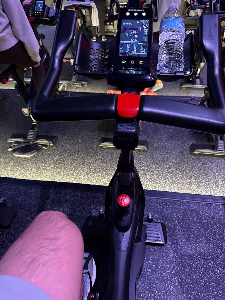  Crunch Fitness - Matthews