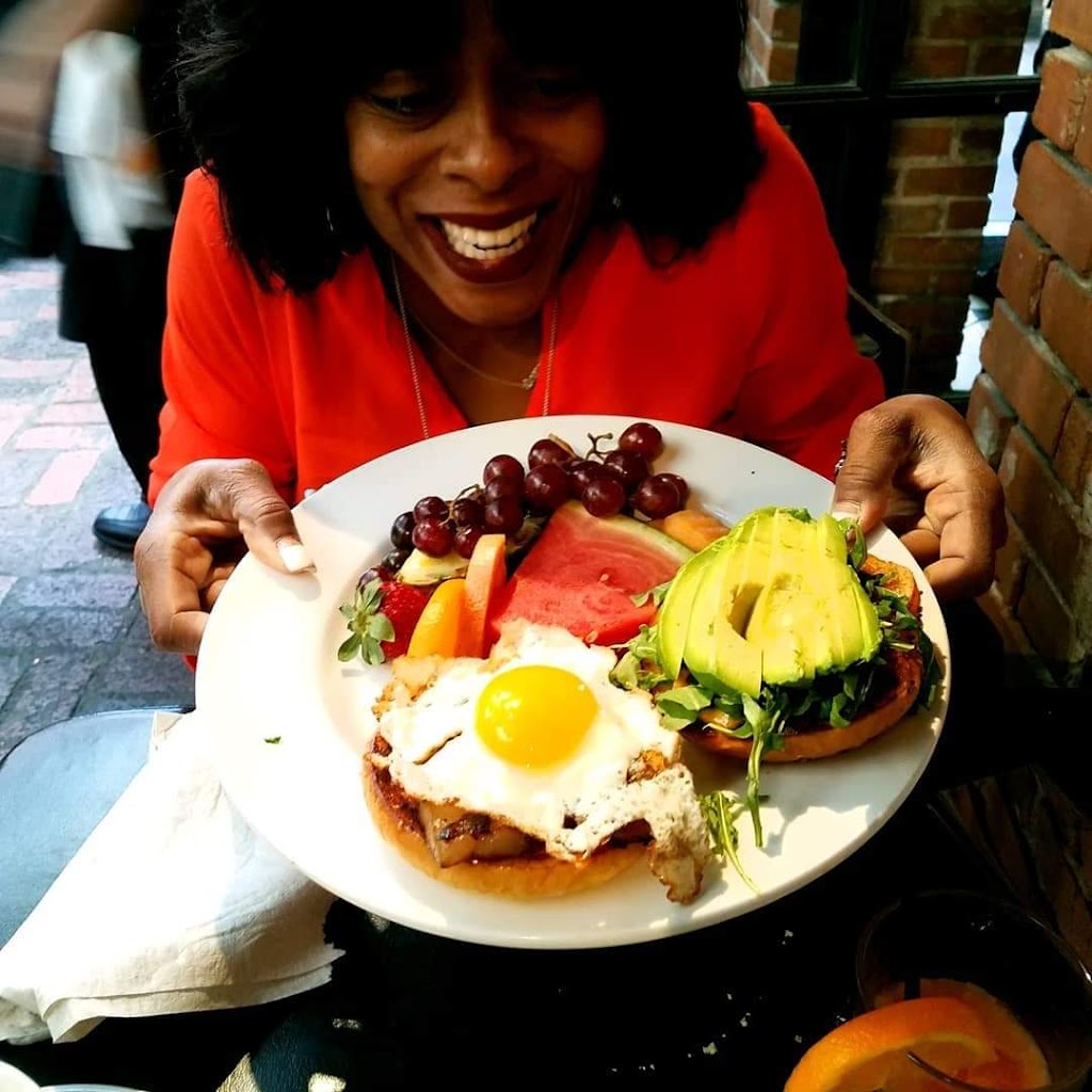  Body Renovation Fitness Center