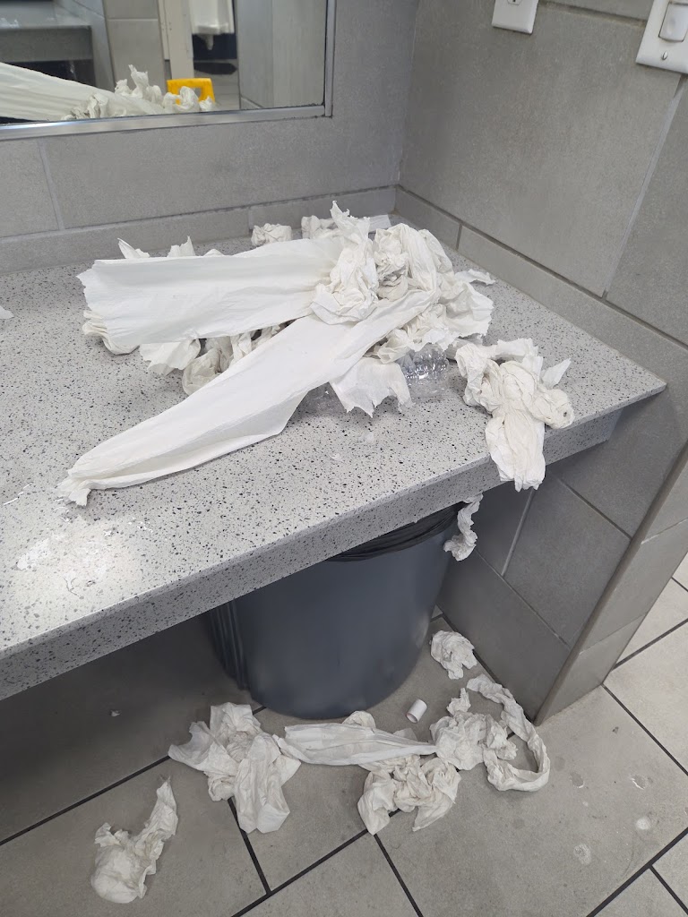  Crunch Fitness - Fayetteville