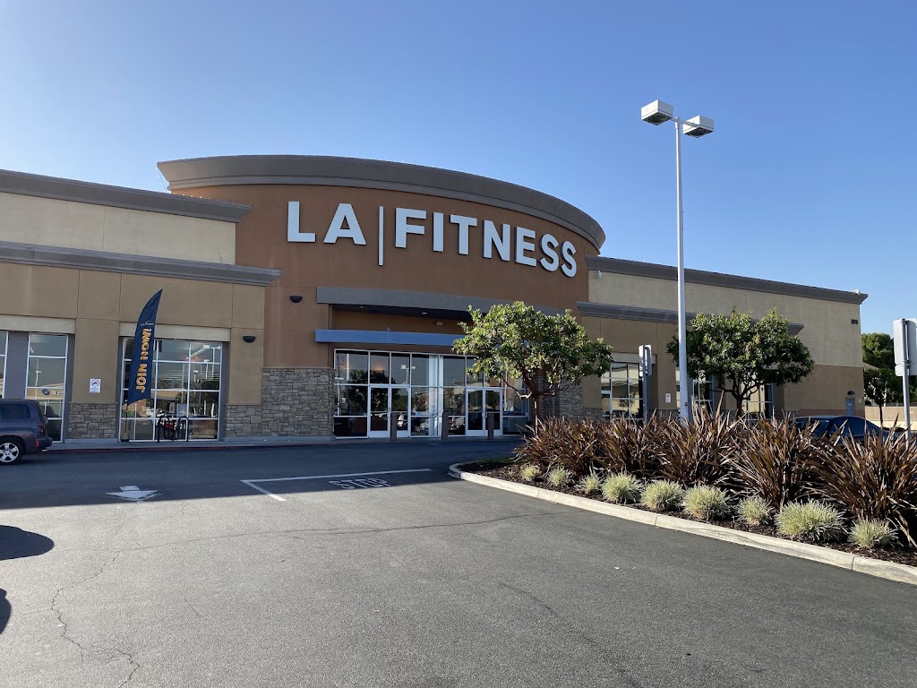  LA Fitness