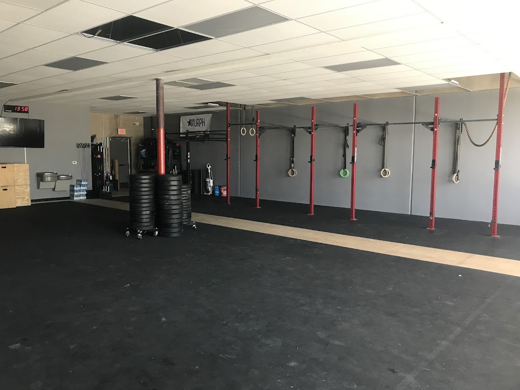  CrossFit Hold Strong