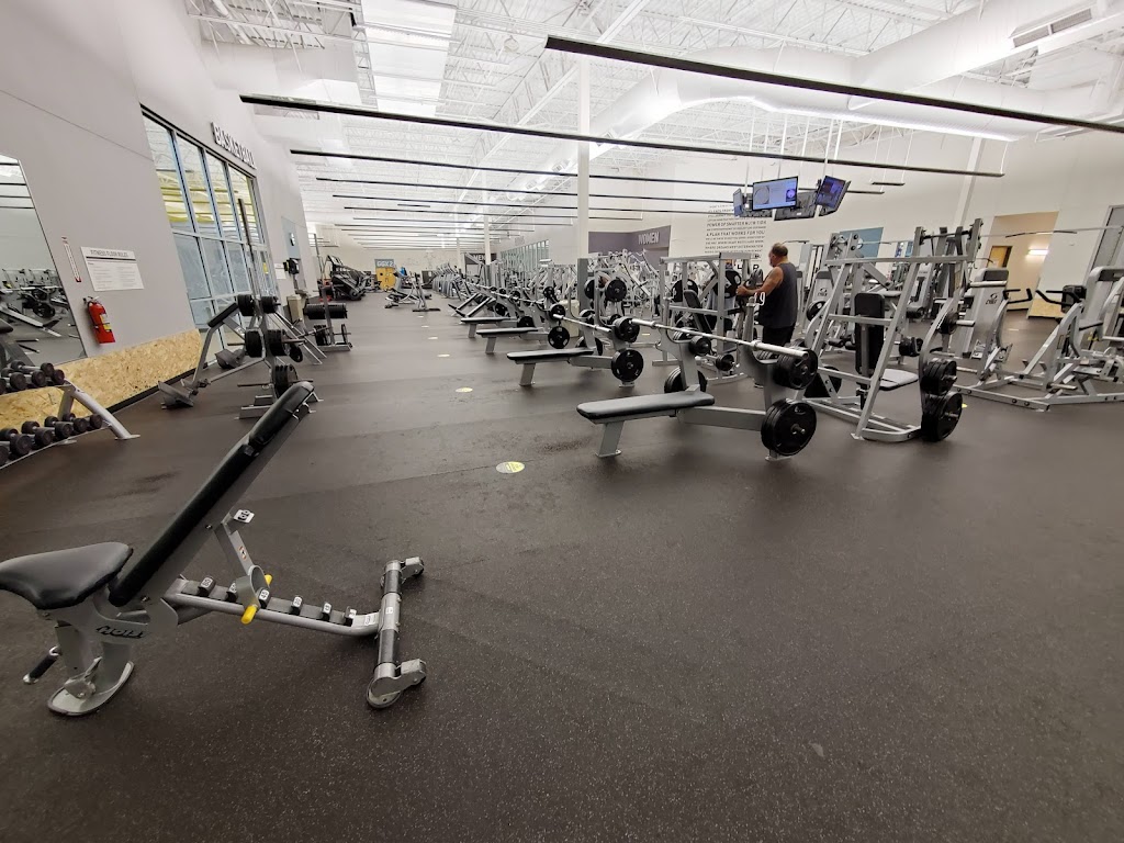  Gold's Gym San Antonio 78 Walzem