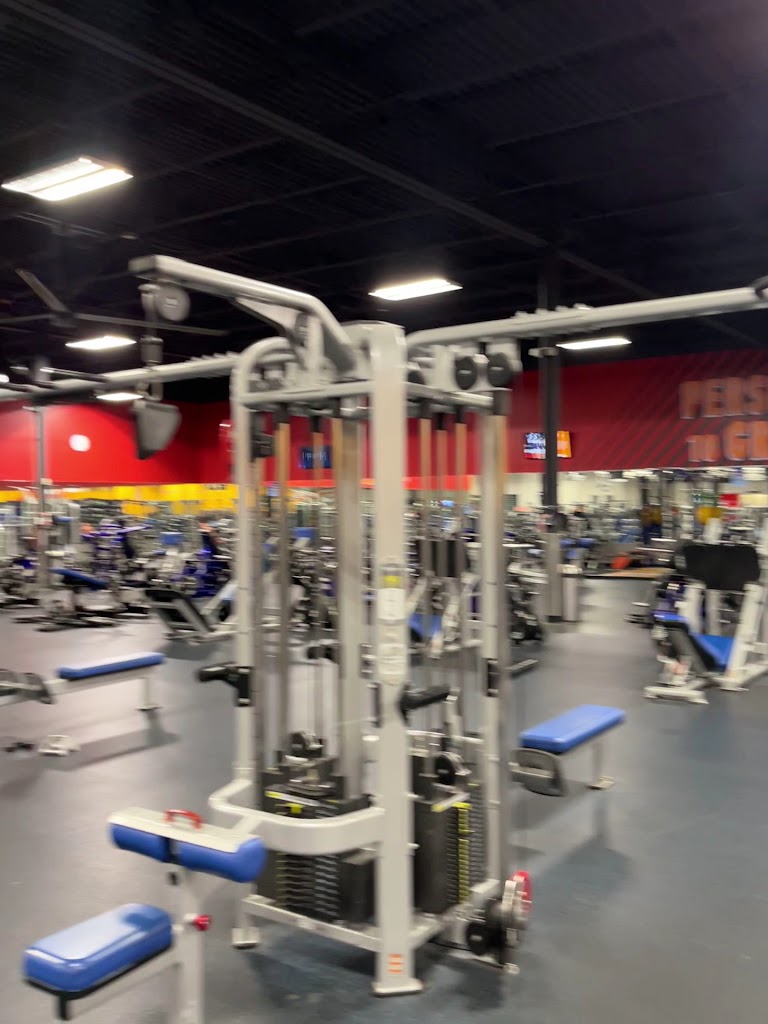  Crunch Fitness - Champaign