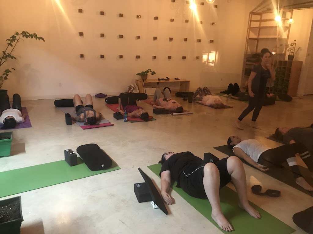  Neva Massage & Yoga Studio