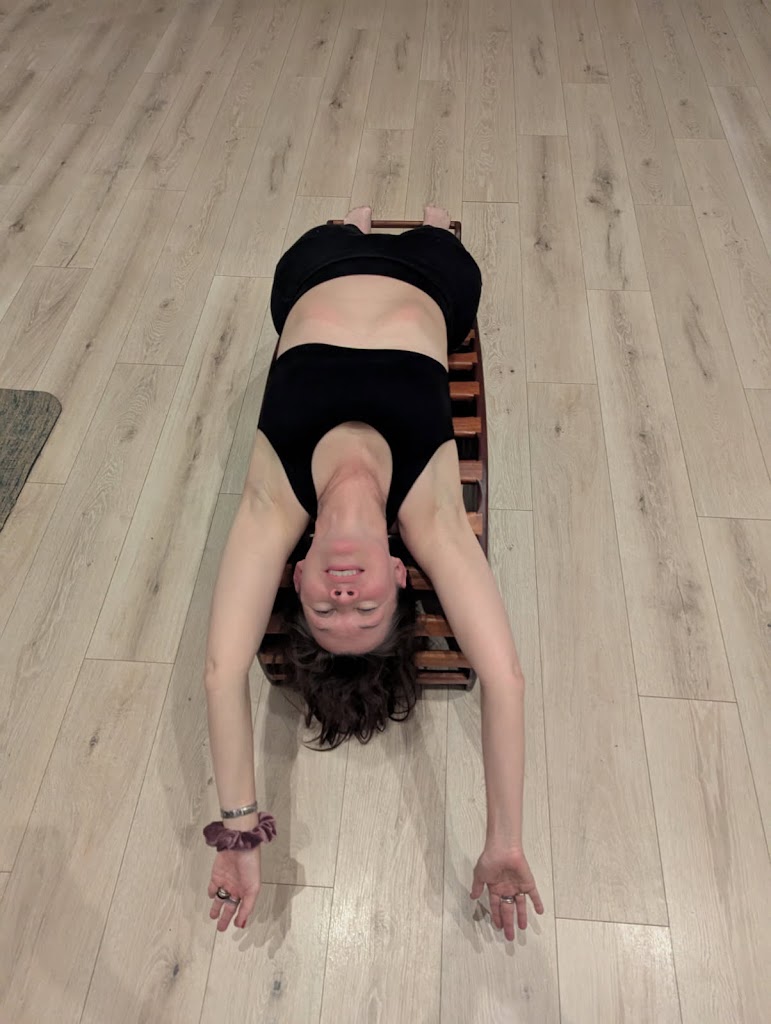  Veritas Yoga