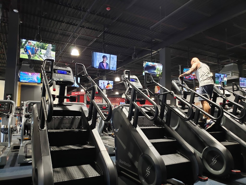  Crunch Fitness - Hauppauge