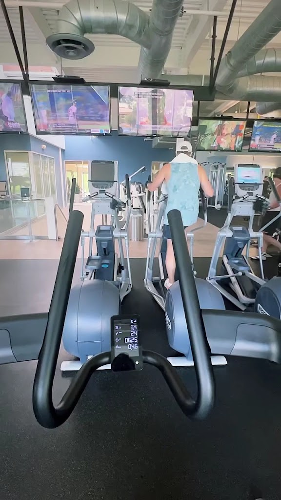  Equinox Woodland Hills