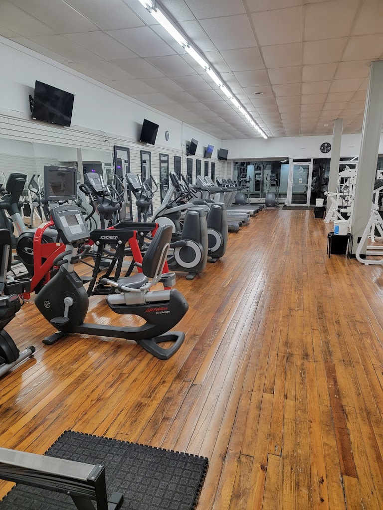  Nautilus Fitness Center Executive