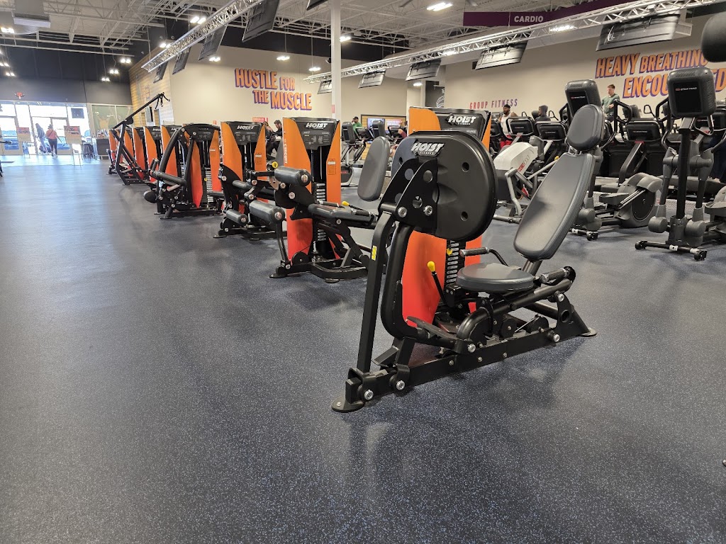  Crunch Fitness - OKC Northwest