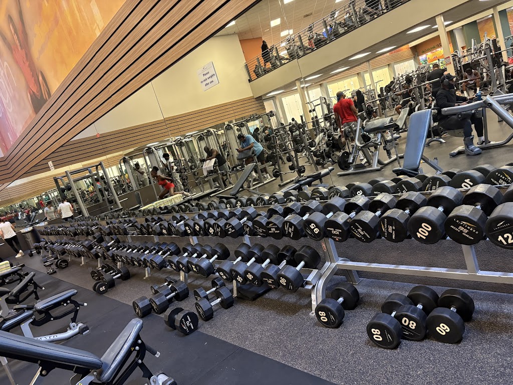  LA Fitness