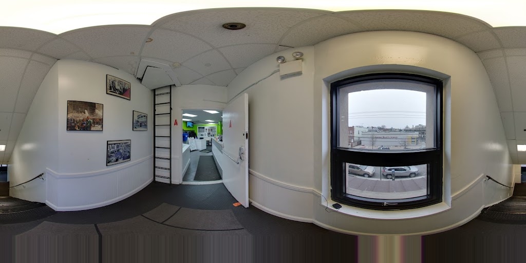  Dolphin Fitness Clubs