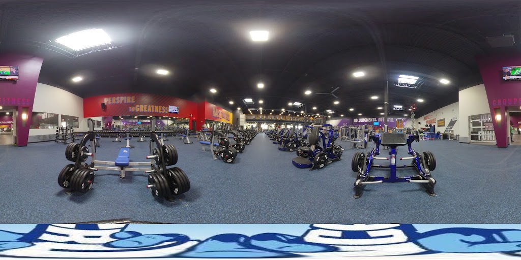  Crunch Fitness - Riverview