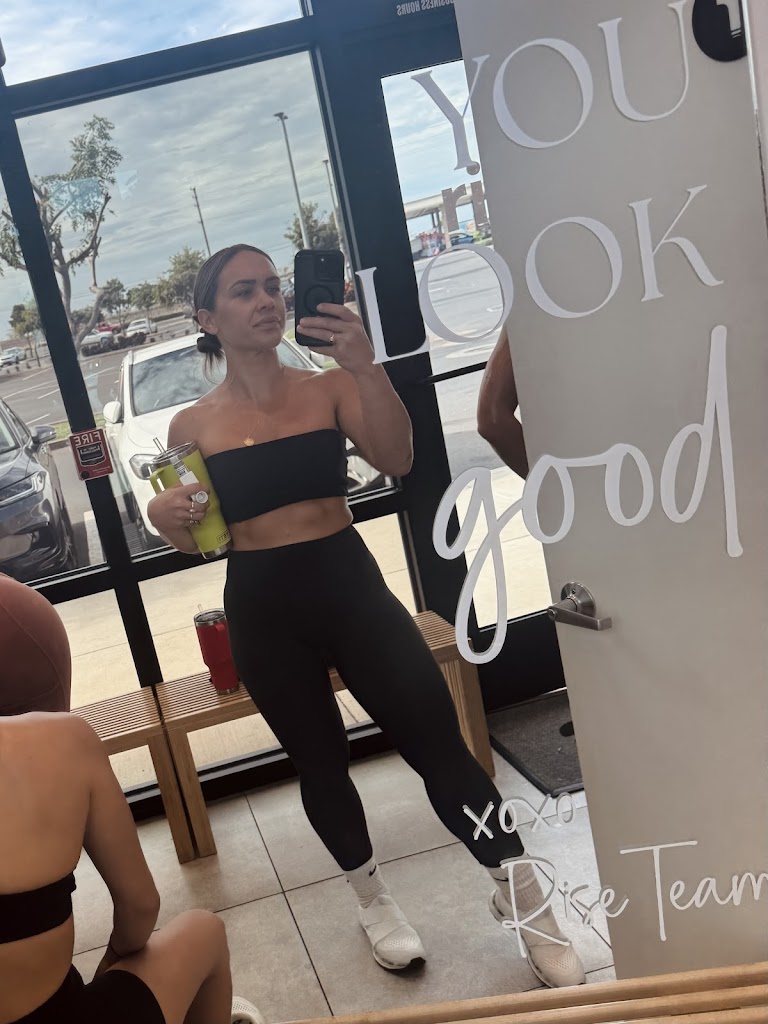  Rise Studio Maui - Indoor Cycling