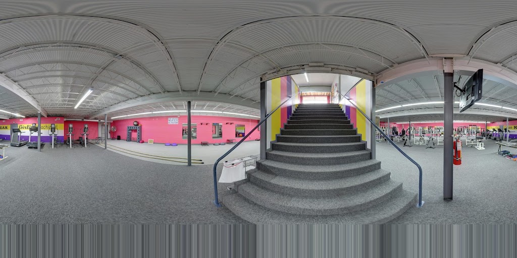  Shacky's Womens Fitness Center