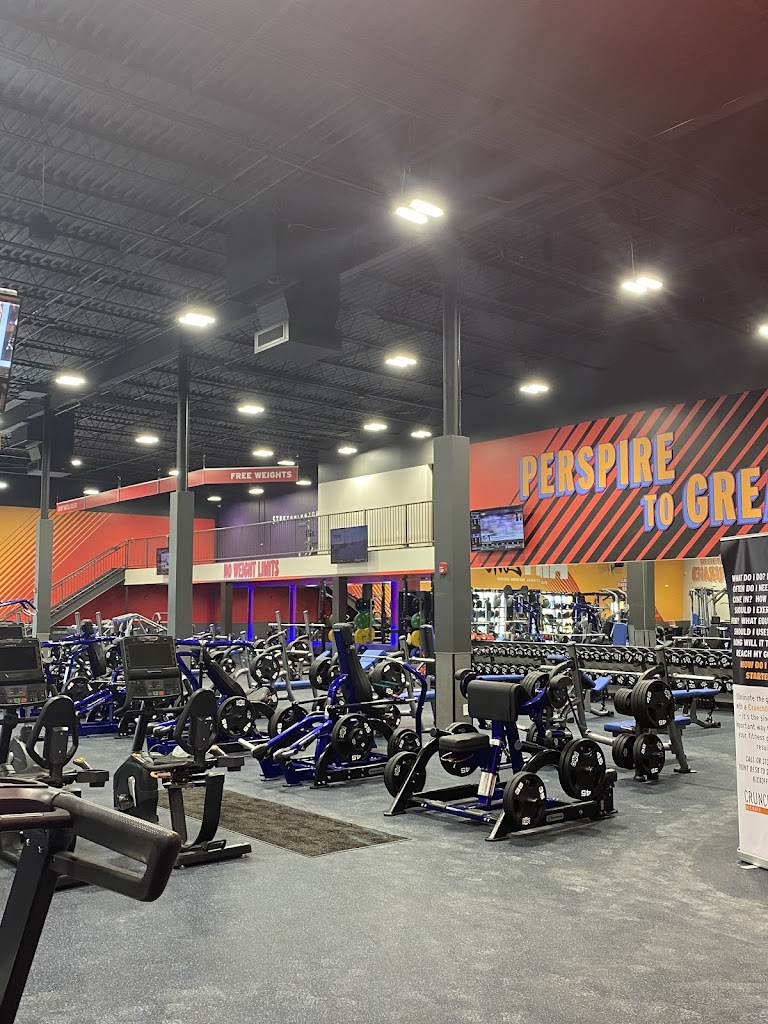  Crunch Fitness - Middletown, KY