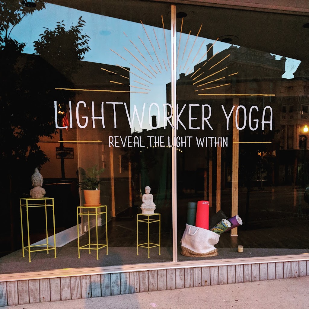  Lightworker Yoga