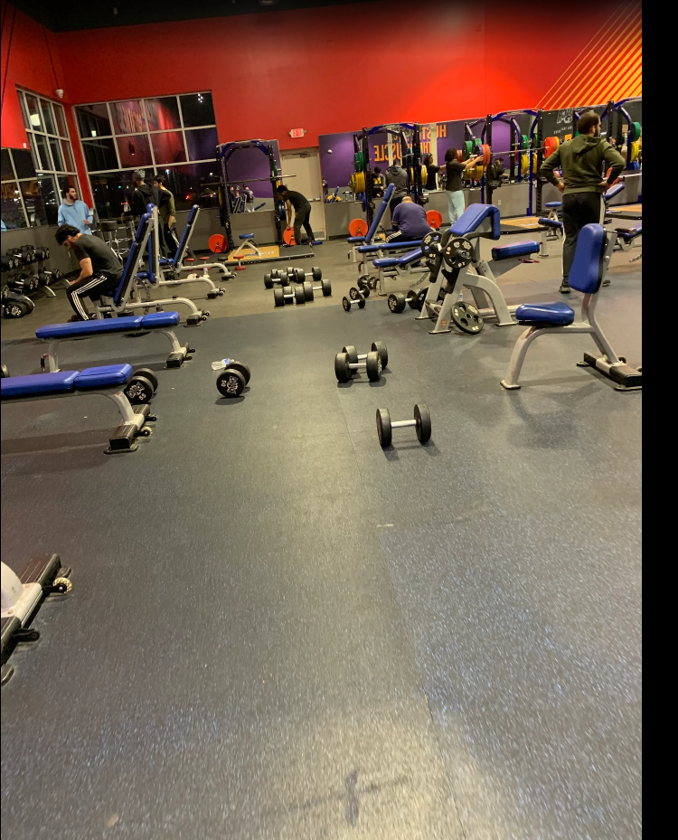  Crunch Fitness - Dearborn